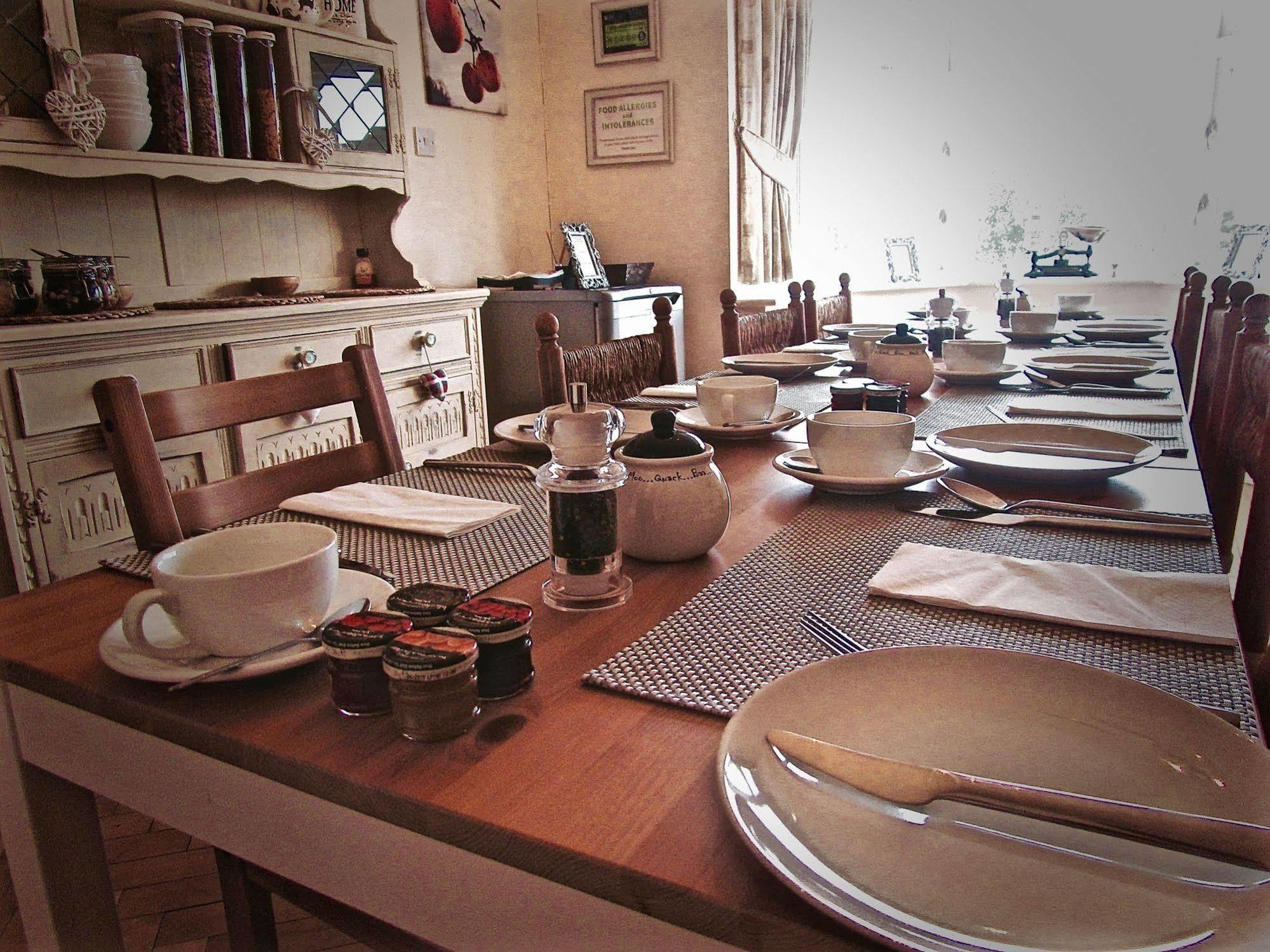 The Moorhead 3*